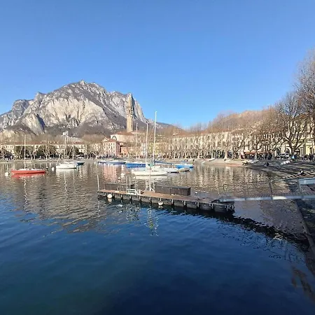 Cattaneo 65 - 3 Bedrooms, 5 Minutes From And Station - Parking